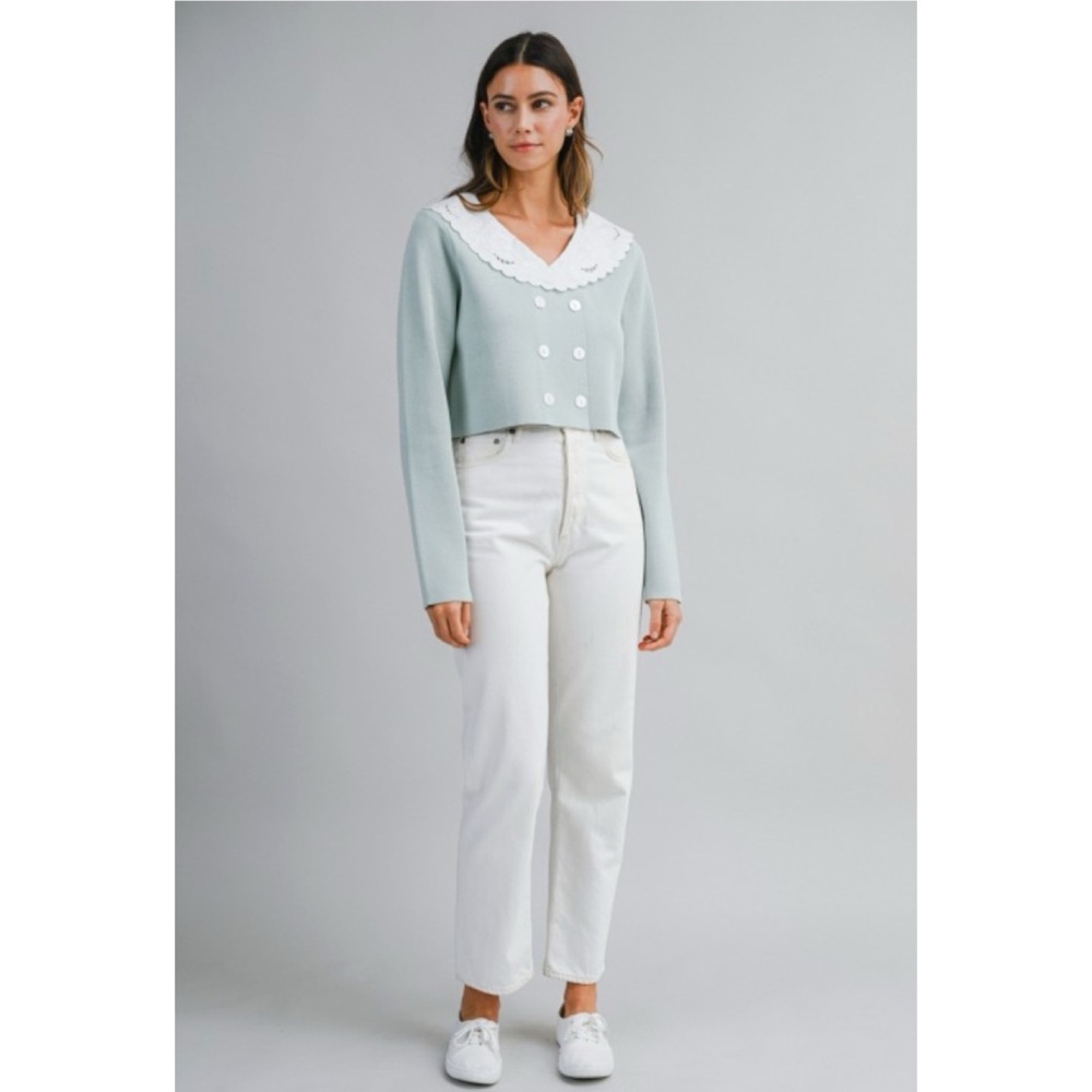1141 • Seafoam Knit Double Breast Cardigan Top w/White Scallop Cotton Collar - Picture 10 of 11